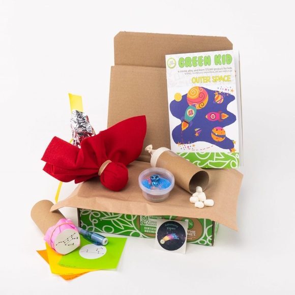 Outer Space Activity Kit - Picture 1 of 3